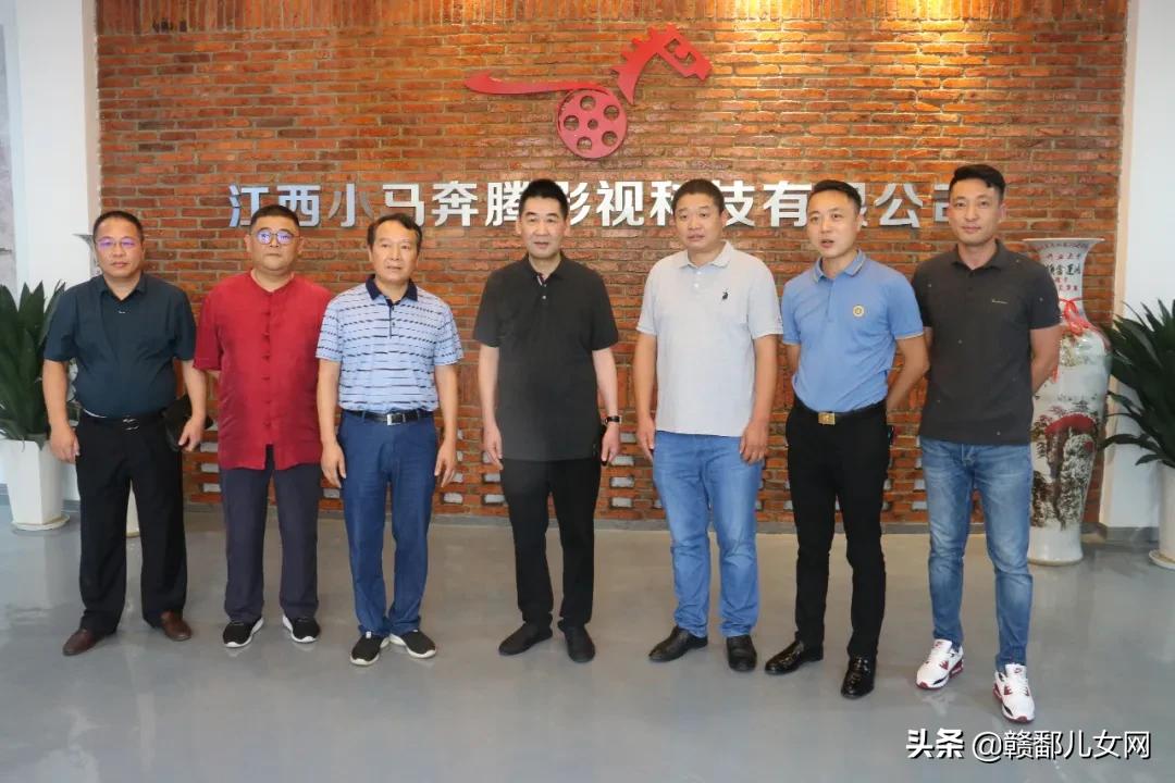 新冠疫情国际最新动态，趣事与友情纽带中的日常观察
