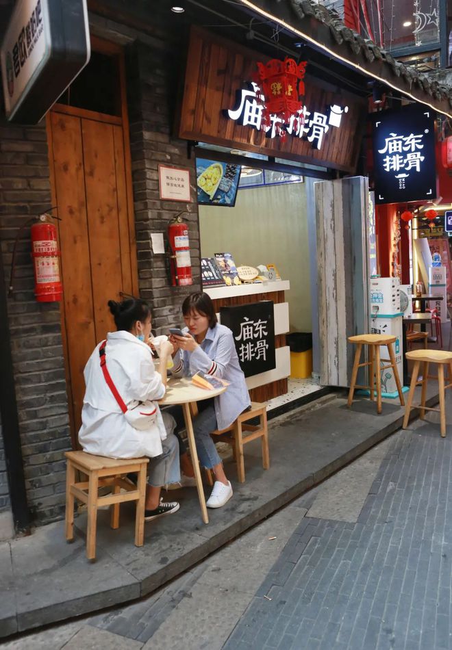 绵阳新冠疫情下的独特小巷奇遇，隐藏深处的特色小店