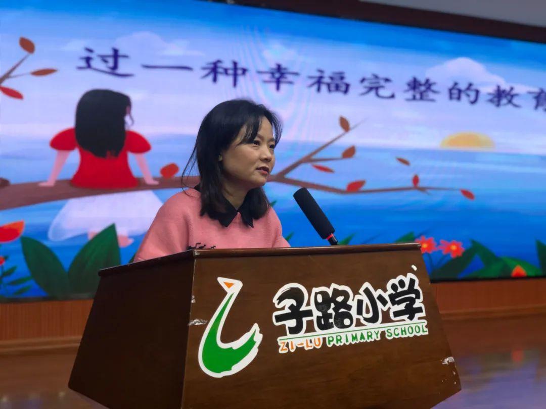 白冰最新综艺节目，自然美景之旅，探寻内心平和宁静之道