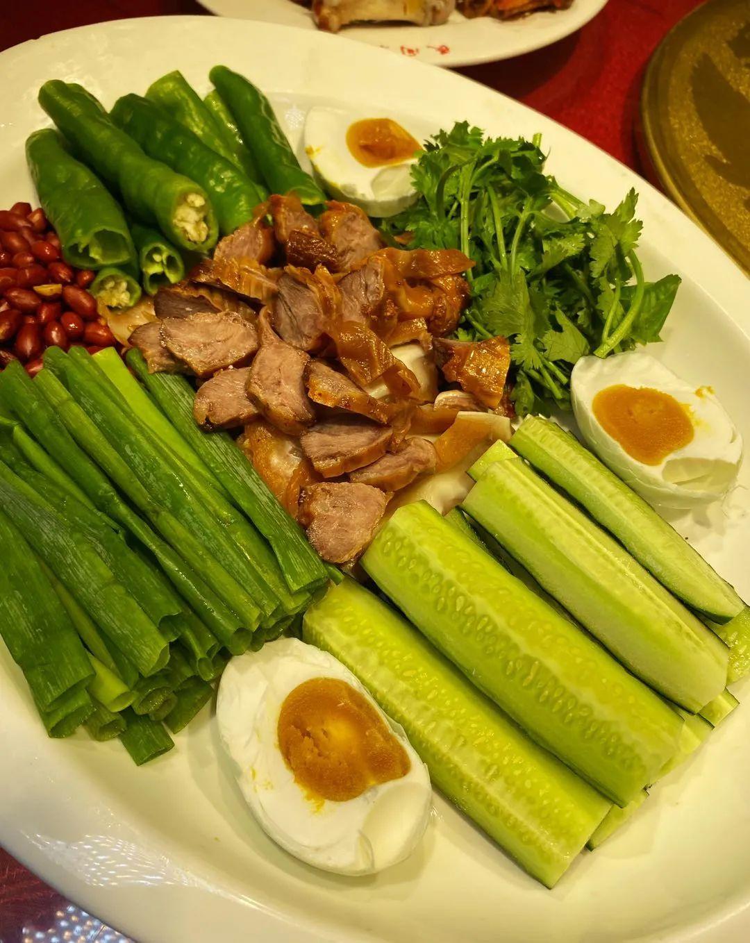 新疆总代理带你探秘小巷特色小店，繁华背后的神秘宝藏