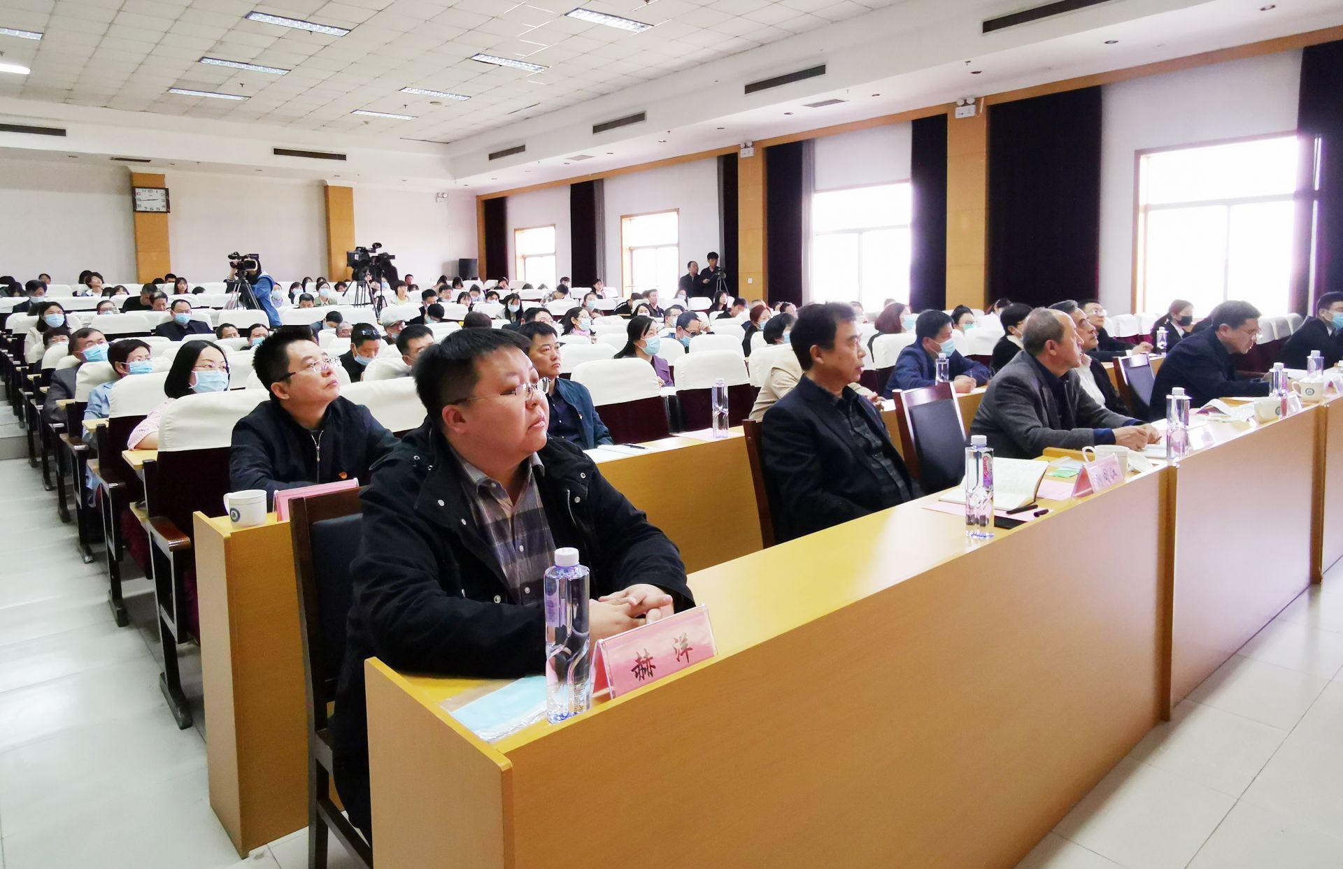 王者荣耀最新英雄揭秘，变化、学习与自信的力量之旅