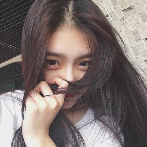 2017女生高冷风格头像，独立魅力的时尚潮流之选