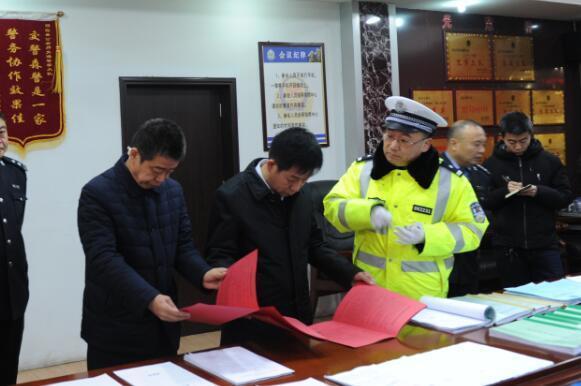 临县客运站最新时刻表揭秘，小巷中的隐藏宝藏探索